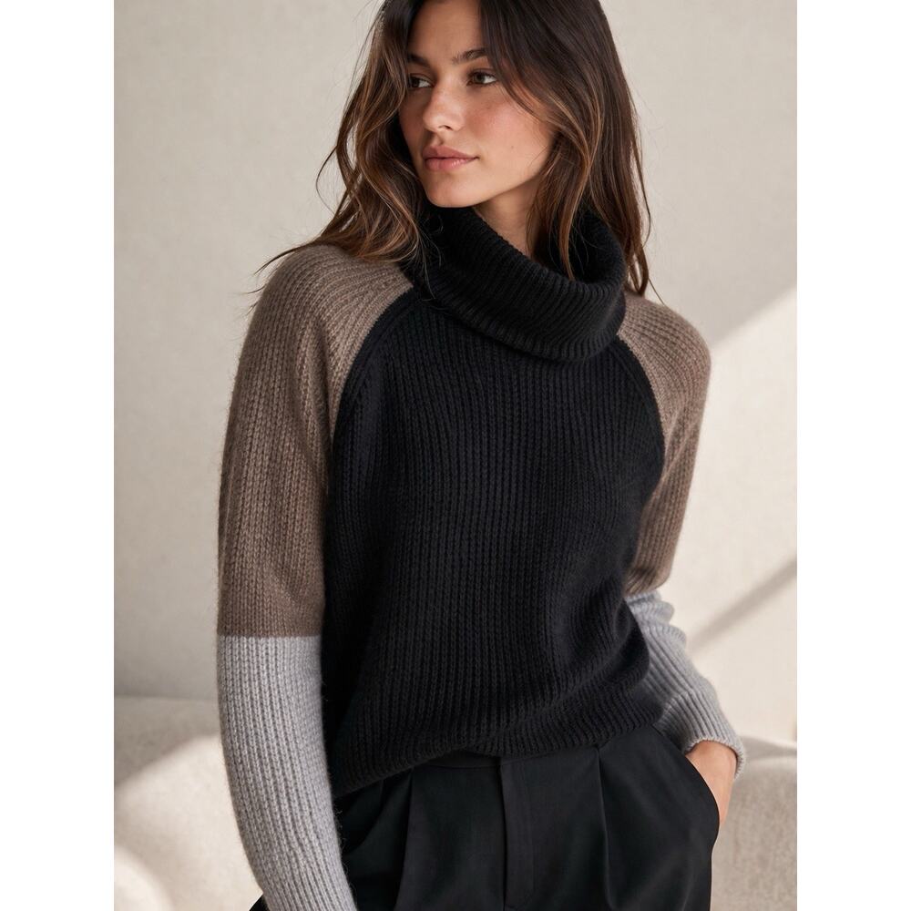 360 CASHMERE Turtle Neck Color Block Sweater 100% Cashmere S Minimalist Capsule